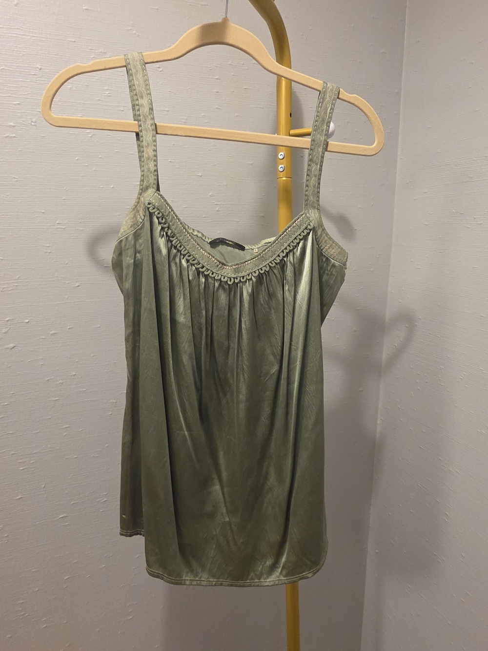Elie Tahari Olive Green Silk blouse with braided trim - Size Medium